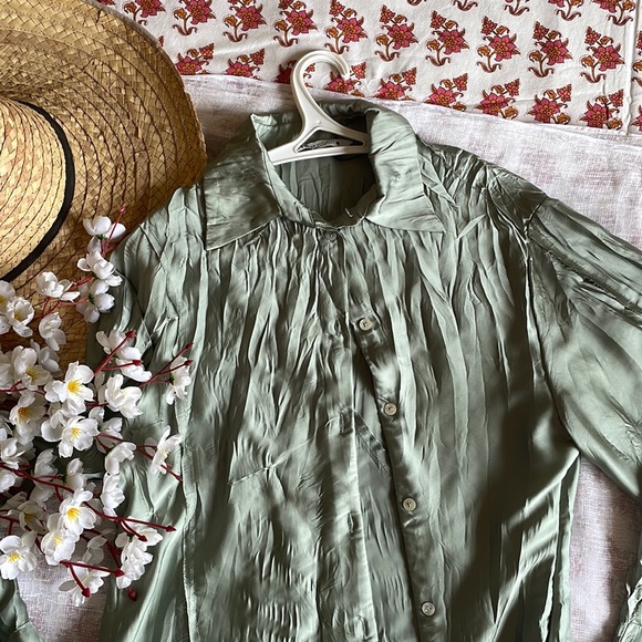 Wrinkled deconstructed shirt from ZARA